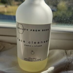 Beauty From Bees Face Cleanser - Vitamin C Infused